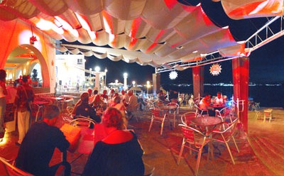 Catalina-Cafe del Mar San Antonio