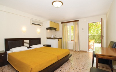 Lorenzo House Apartments Lassi